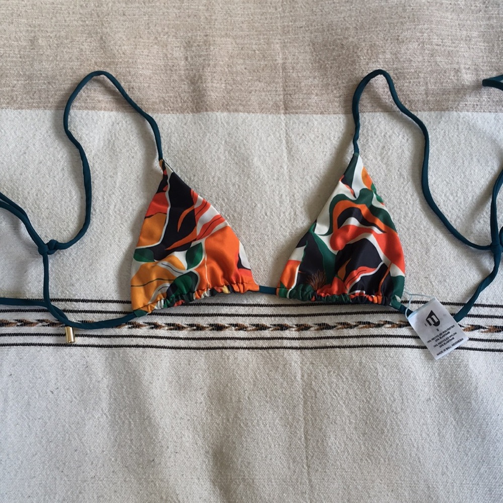 Gorgeous print Mahal bikini set - both small - Picture 4 of 9
